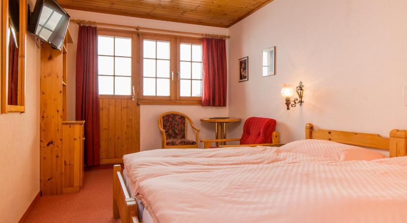 Familienhotel Garni Sporting Bettmeralp Chambre photo