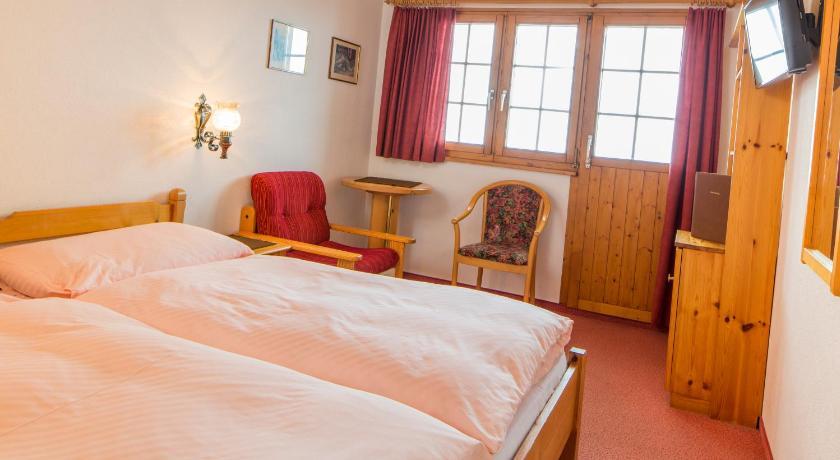 Familienhotel Garni Sporting Bettmeralp Chambre photo