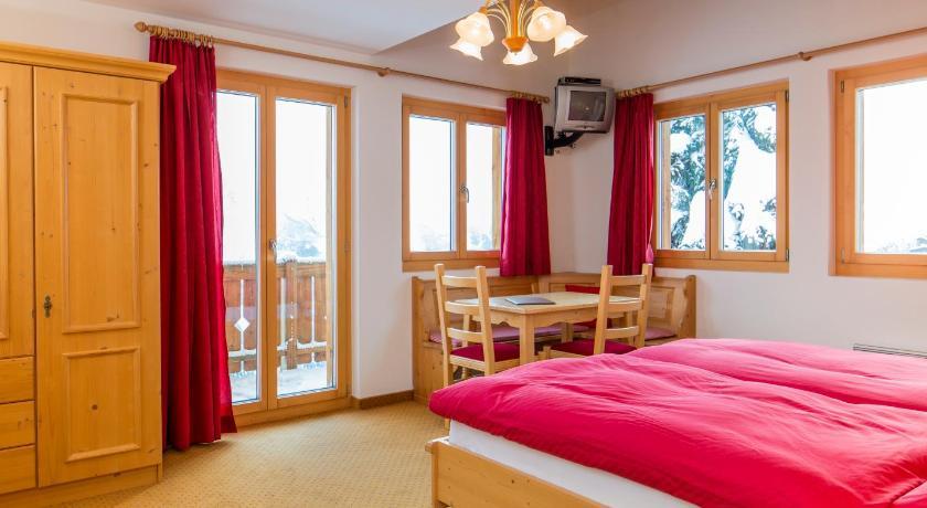 Familienhotel Garni Sporting Bettmeralp Chambre photo