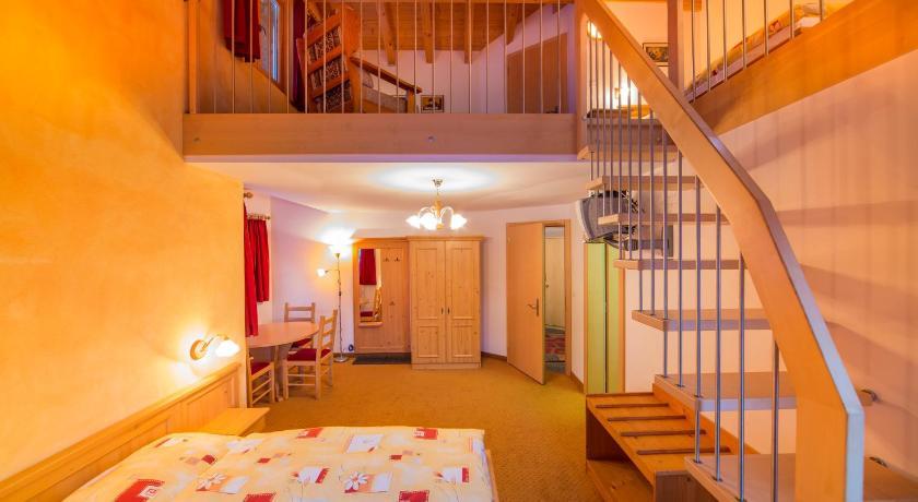 Familienhotel Garni Sporting Bettmeralp Chambre photo